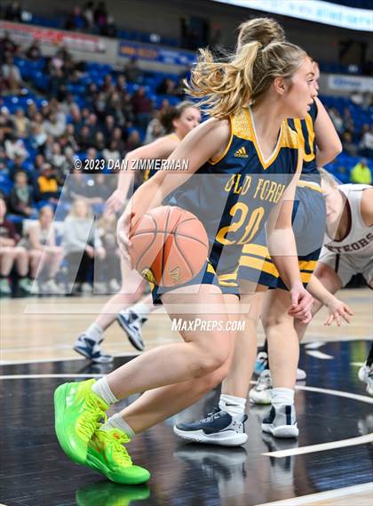 Thumbnail 3 in Old Forge vs. Montrose (PIAA 2A Division 2 Final) photogallery.