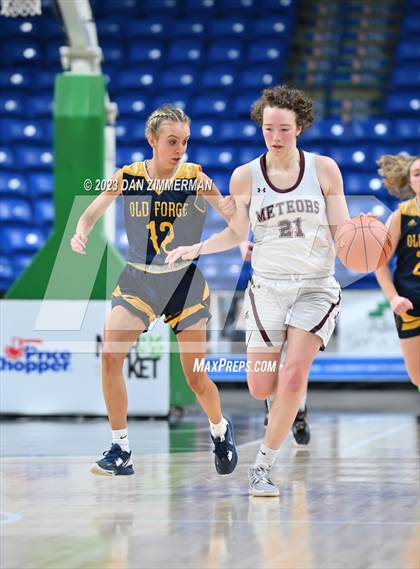 Thumbnail 1 in Old Forge vs. Montrose (PIAA 2A Division 2 Final) photogallery.