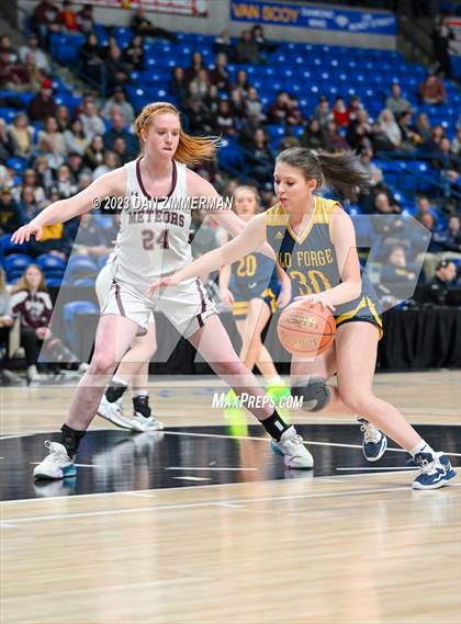 Thumbnail 3 in Old Forge vs. Montrose (PIAA 2A Division 2 Final) photogallery.