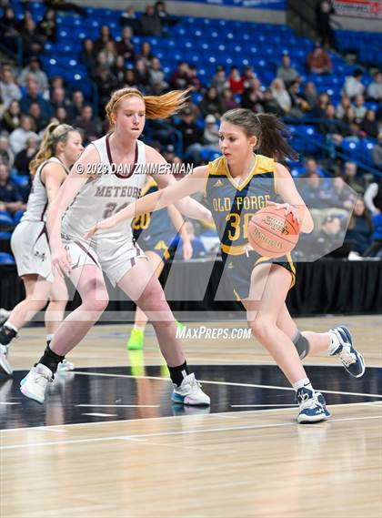 Thumbnail 1 in Old Forge vs. Montrose (PIAA 2A Division 2 Final) photogallery.