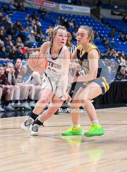 Thumbnail 2 in Old Forge vs. Montrose (PIAA 2A Division 2 Final) photogallery.