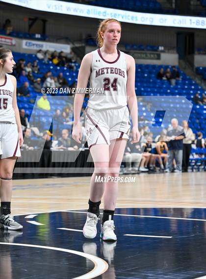 Thumbnail 2 in Old Forge vs. Montrose (PIAA 2A Division 2 Final) photogallery.