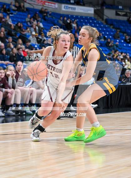 Thumbnail 1 in Old Forge vs. Montrose (PIAA 2A Division 2 Final) photogallery.