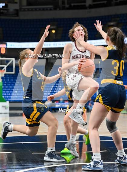 Thumbnail 3 in Old Forge vs. Montrose (PIAA 2A Division 2 Final) photogallery.