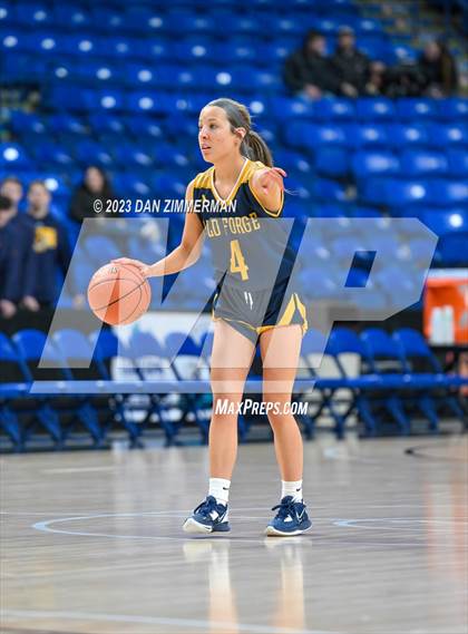 Thumbnail 2 in Old Forge vs. Montrose (PIAA 2A Division 2 Final) photogallery.