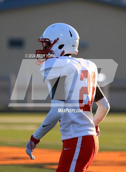 Thumbnail 3 in Grand Saline vs Lone Oak photogallery.