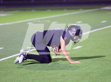 Thumbnail 3 in Grand Saline vs Lone Oak photogallery.