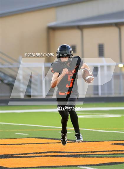 Thumbnail 3 in Grand Saline vs Lone Oak photogallery.