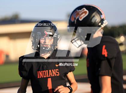 Thumbnail 1 in Grand Saline vs Lone Oak photogallery.