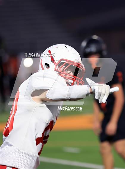 Thumbnail 2 in Grand Saline vs Lone Oak photogallery.