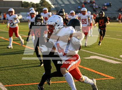 Thumbnail 2 in Grand Saline vs Lone Oak photogallery.
