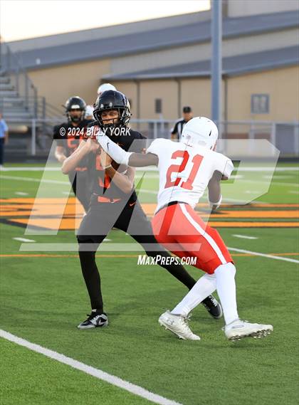 Thumbnail 1 in Grand Saline vs Lone Oak photogallery.