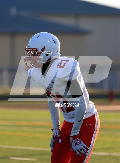 Thumbnail 3 in Grand Saline vs Lone Oak photogallery.