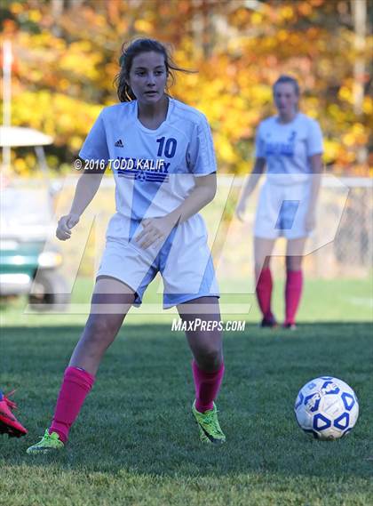 Thumbnail 3 in Coginchaug Regional @ Hale Ray photogallery.