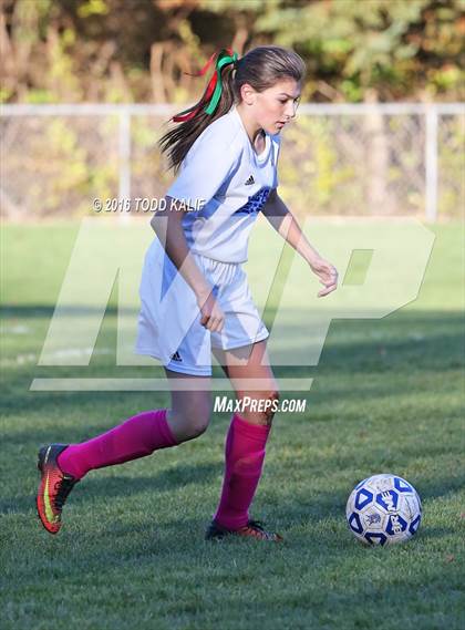 Thumbnail 1 in Coginchaug Regional @ Hale Ray photogallery.