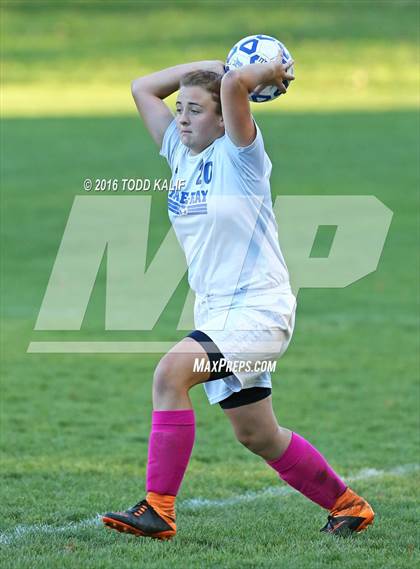 Thumbnail 1 in Coginchaug Regional @ Hale Ray photogallery.