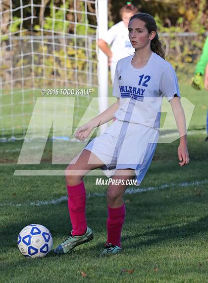 Thumbnail 3 in Coginchaug Regional @ Hale Ray photogallery.