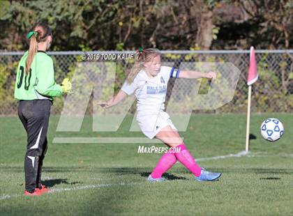 Thumbnail 1 in Coginchaug Regional @ Hale Ray photogallery.