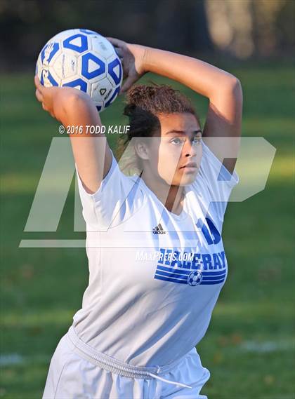 Thumbnail 1 in Coginchaug Regional @ Hale Ray photogallery.