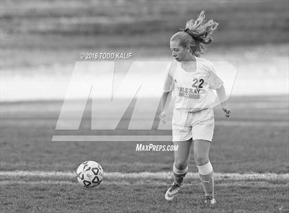 Thumbnail 3 in Coginchaug Regional @ Hale Ray photogallery.