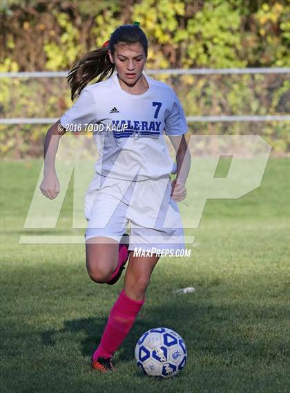 Thumbnail 2 in Coginchaug Regional @ Hale Ray photogallery.
