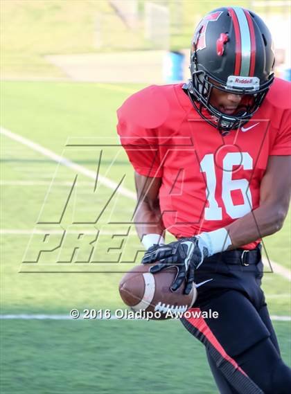 Thumbnail 3 in Wylie @ Lake Highlands photogallery.