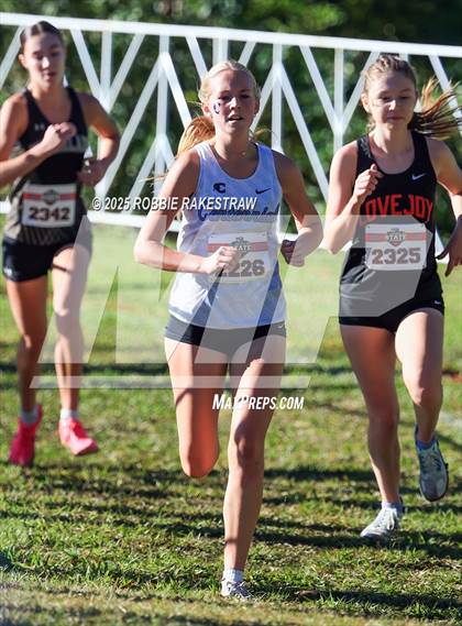Thumbnail 2 in UIL 5A Girls Cross Country State Final photogallery.