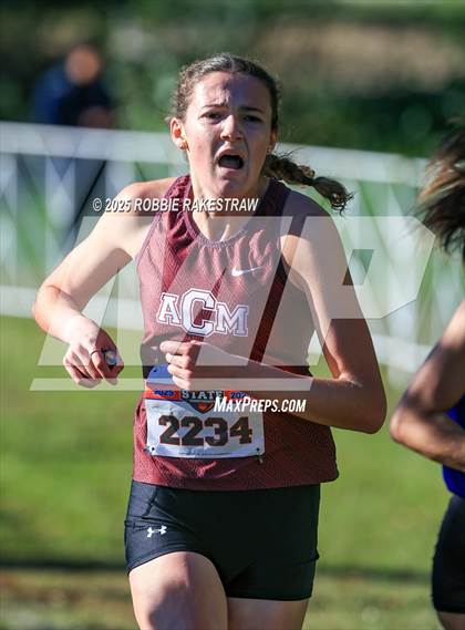 Thumbnail 2 in UIL 5A Girls Cross Country State Final photogallery.