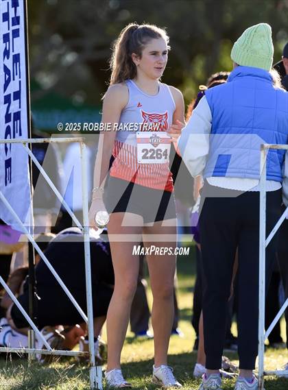 Thumbnail 2 in UIL 5A Girls Cross Country State Final photogallery.