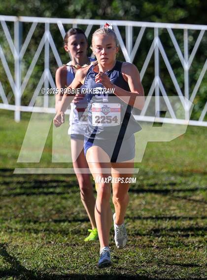 Thumbnail 3 in UIL 5A Girls Cross Country State Final photogallery.
