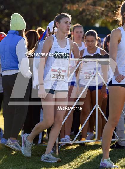 Thumbnail 2 in UIL 5A Girls Cross Country State Final photogallery.