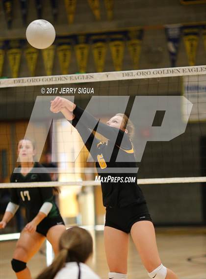 Thumbnail 1 in Colfax @ Del Oro photogallery.