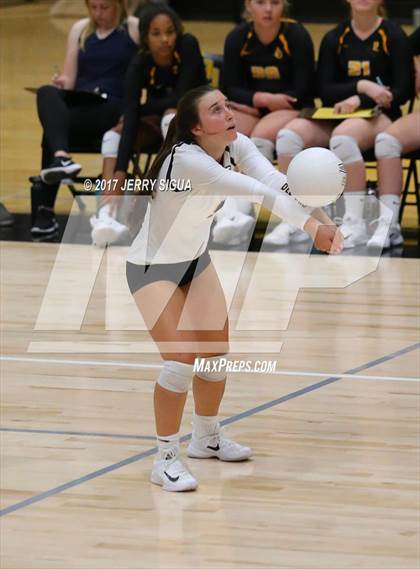 Thumbnail 1 in Colfax @ Del Oro photogallery.