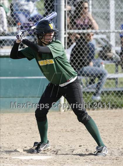 Thumbnail 3 in Vanden @ Rodriguez photogallery.