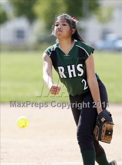 Thumbnail 2 in Vanden @ Rodriguez photogallery.