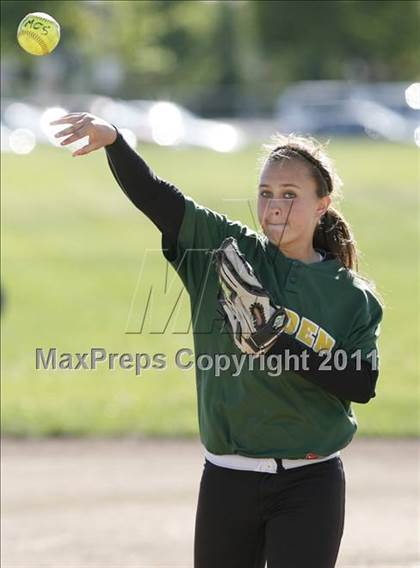 Thumbnail 3 in Vanden @ Rodriguez photogallery.