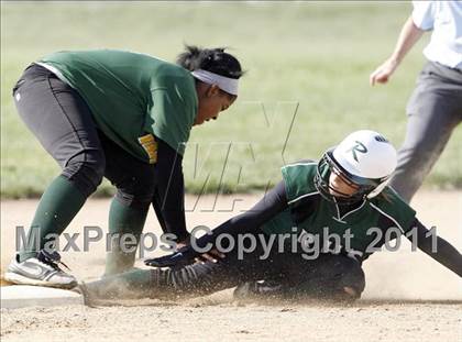 Thumbnail 1 in Vanden @ Rodriguez photogallery.