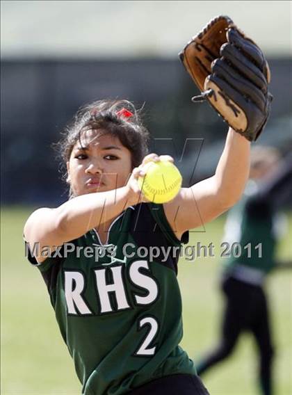 Thumbnail 2 in Vanden @ Rodriguez photogallery.