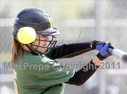 Thumbnail 3 in Vanden @ Rodriguez photogallery.