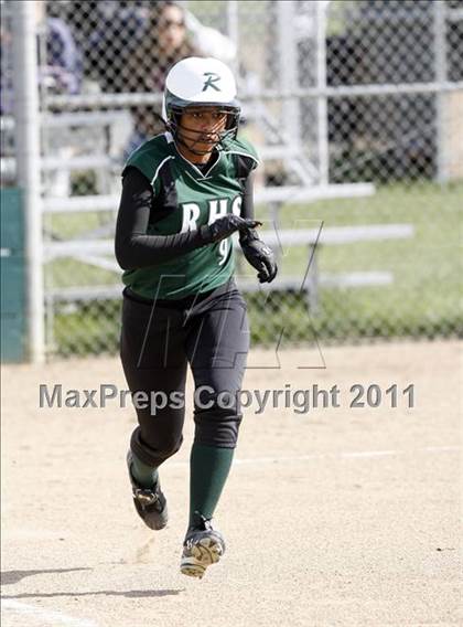Thumbnail 2 in Vanden @ Rodriguez photogallery.