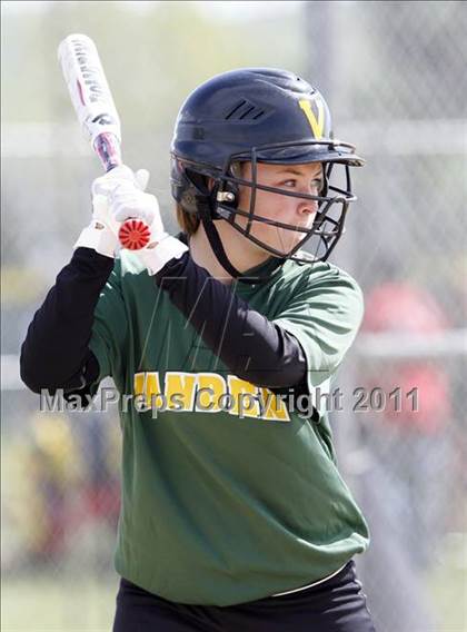 Thumbnail 2 in Vanden @ Rodriguez photogallery.