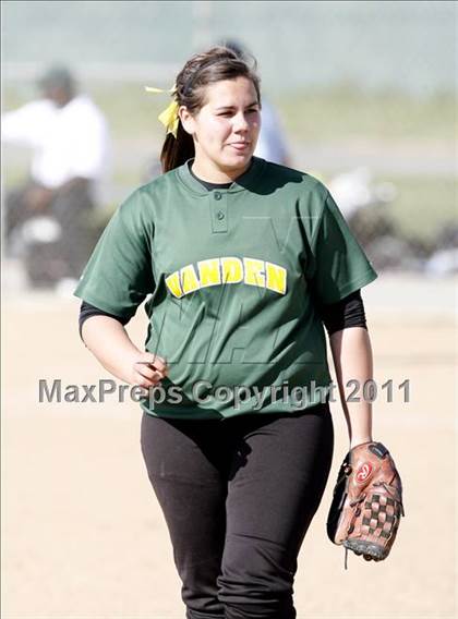 Thumbnail 1 in Vanden @ Rodriguez photogallery.