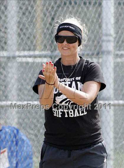 Thumbnail 1 in Vanden @ Rodriguez photogallery.