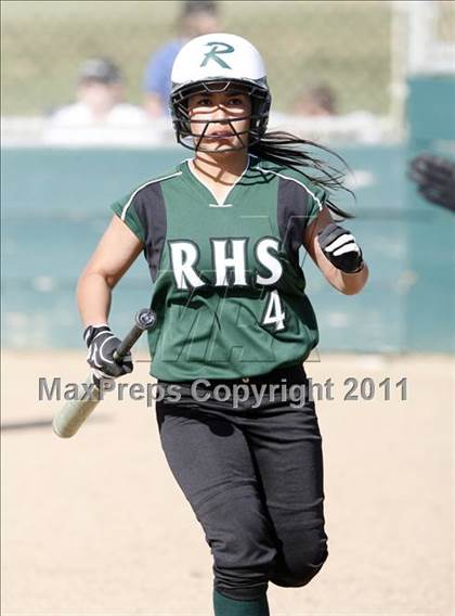 Thumbnail 2 in Vanden @ Rodriguez photogallery.