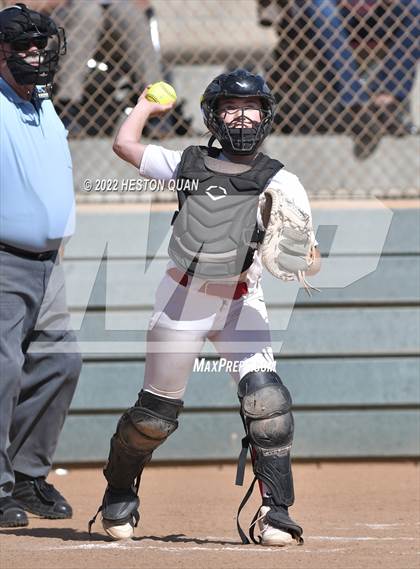 Thumbnail 2 in JSerra Catholic @ Mater Dei photogallery.