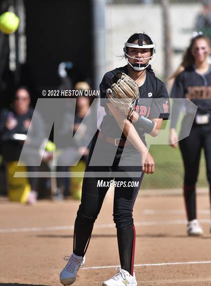 Thumbnail 2 in JSerra Catholic @ Mater Dei photogallery.