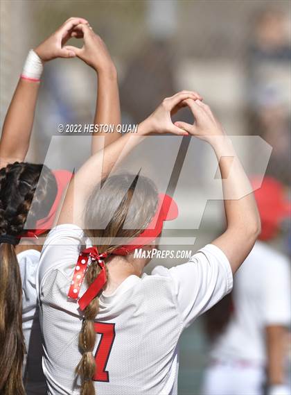 Thumbnail 2 in JSerra Catholic @ Mater Dei photogallery.