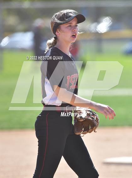 Thumbnail 3 in JSerra Catholic @ Mater Dei photogallery.