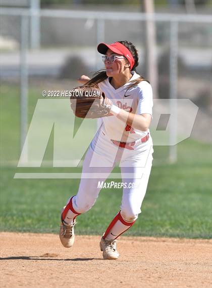 Thumbnail 1 in JSerra Catholic @ Mater Dei photogallery.