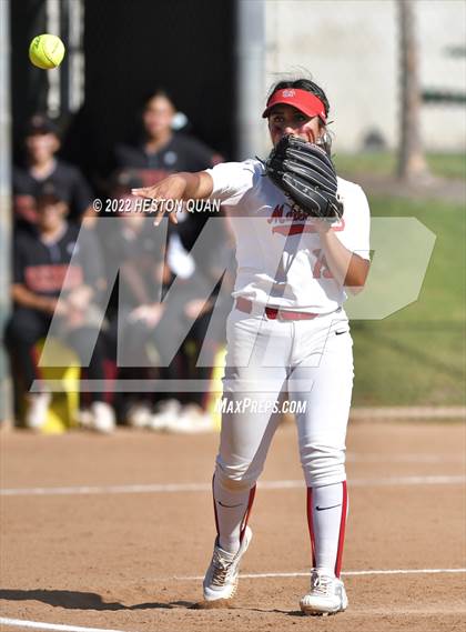 Thumbnail 2 in JSerra Catholic @ Mater Dei photogallery.